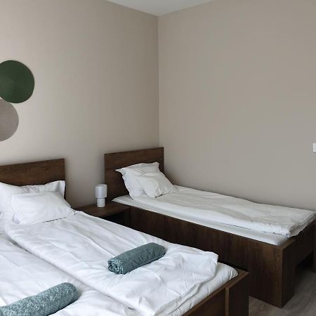 Chill House Apartman Eger Bagian luar foto