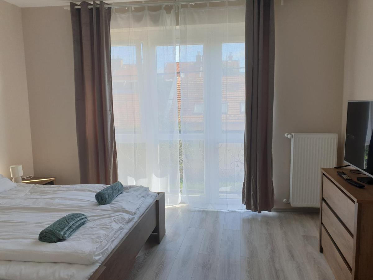 Chill House Apartman Eger Bagian luar foto